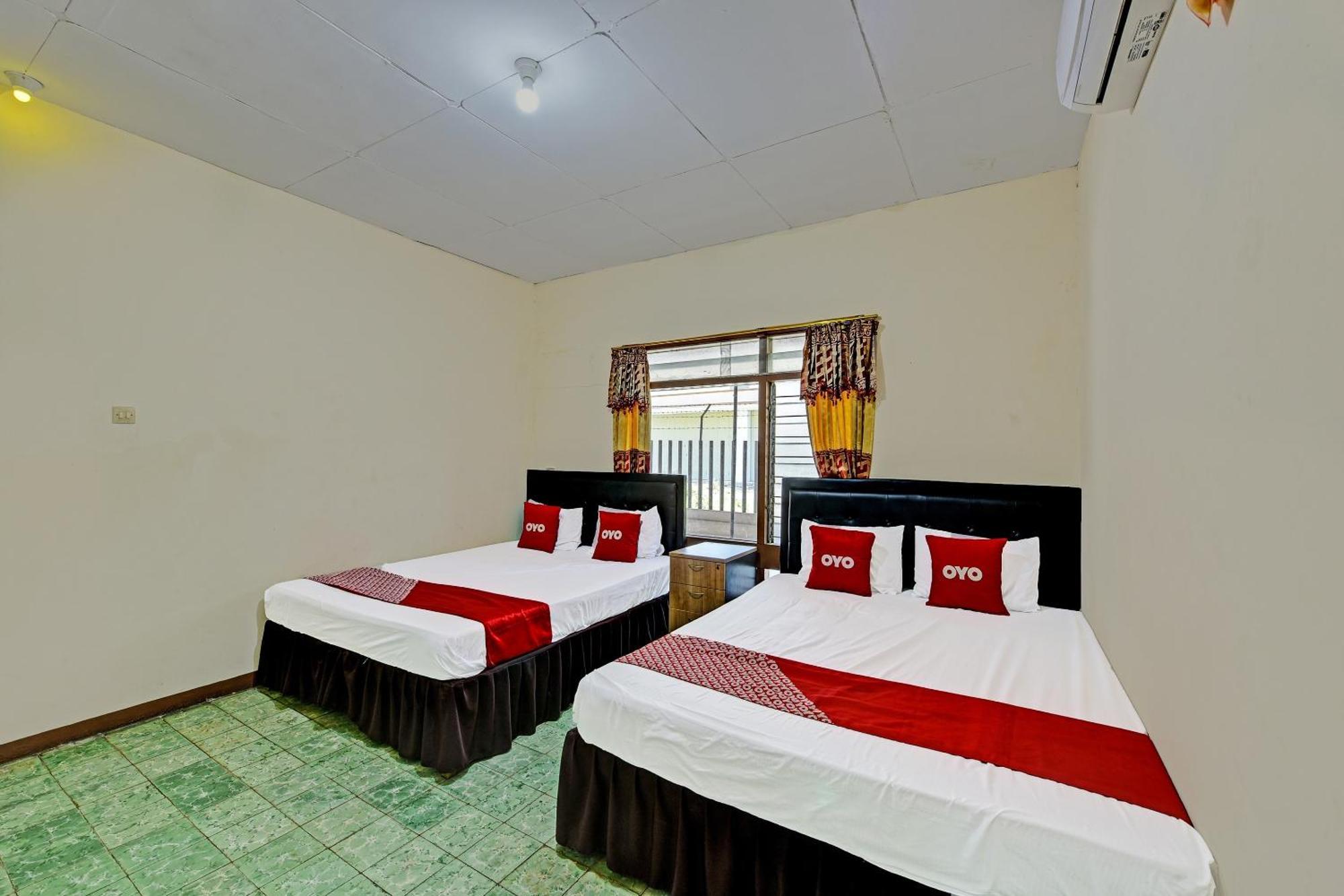 Oyo 90443 Hotel New Kartika In Cilopadang Buitenkant foto