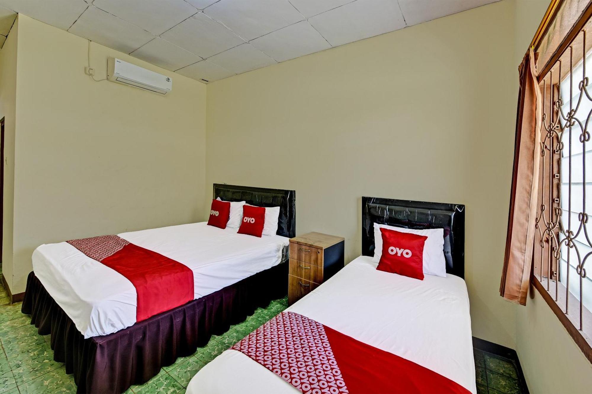 Oyo 90443 Hotel New Kartika In Cilopadang Buitenkant foto