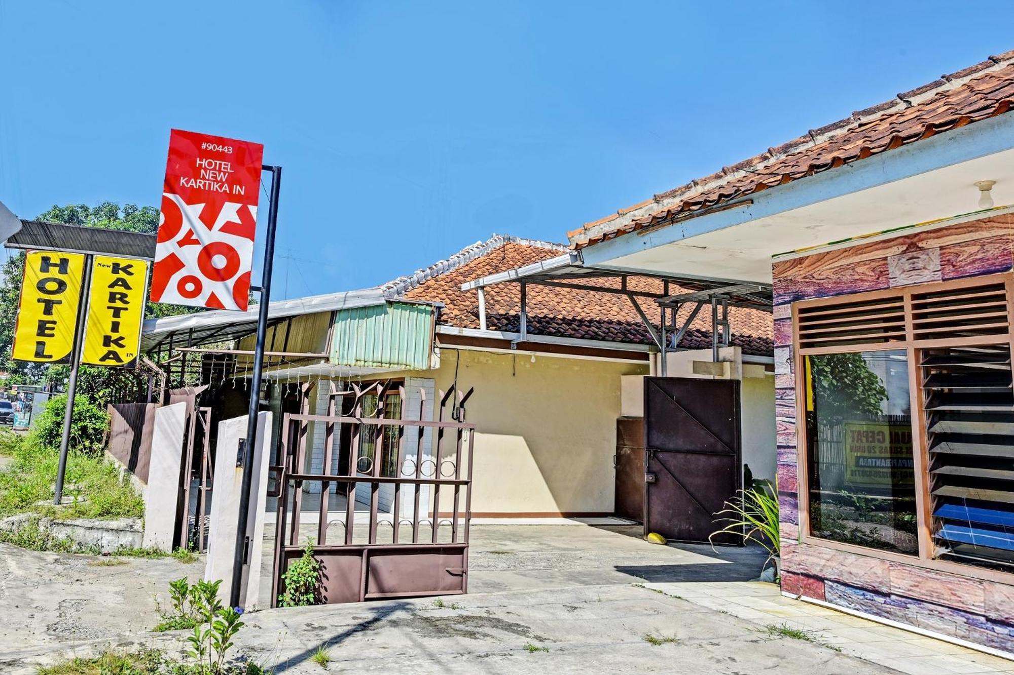 Oyo 90443 Hotel New Kartika In Cilopadang Buitenkant foto